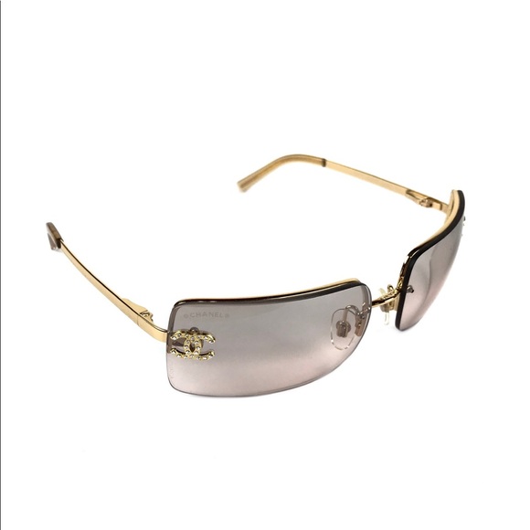CHANEL Accessories - CHANEL Gold Frame Sunglasses